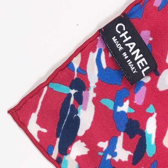 NWOT Chanel 100% Authentic Square Scarf - Picture 6 of 7